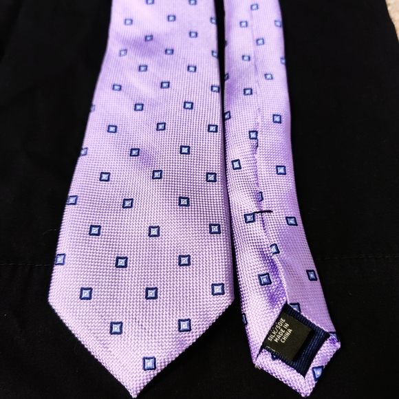 Michael Kors Ties - Picture 4 of 6